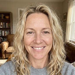 Dr. Elise Vandermeer